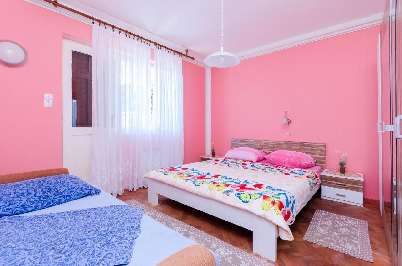 Apartments Vesna Kampor 外观 照片