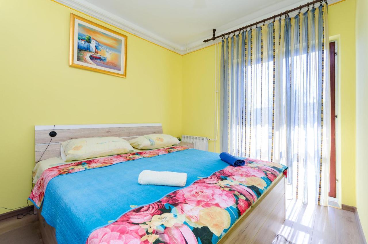 Apartments Vesna Kampor 外观 照片