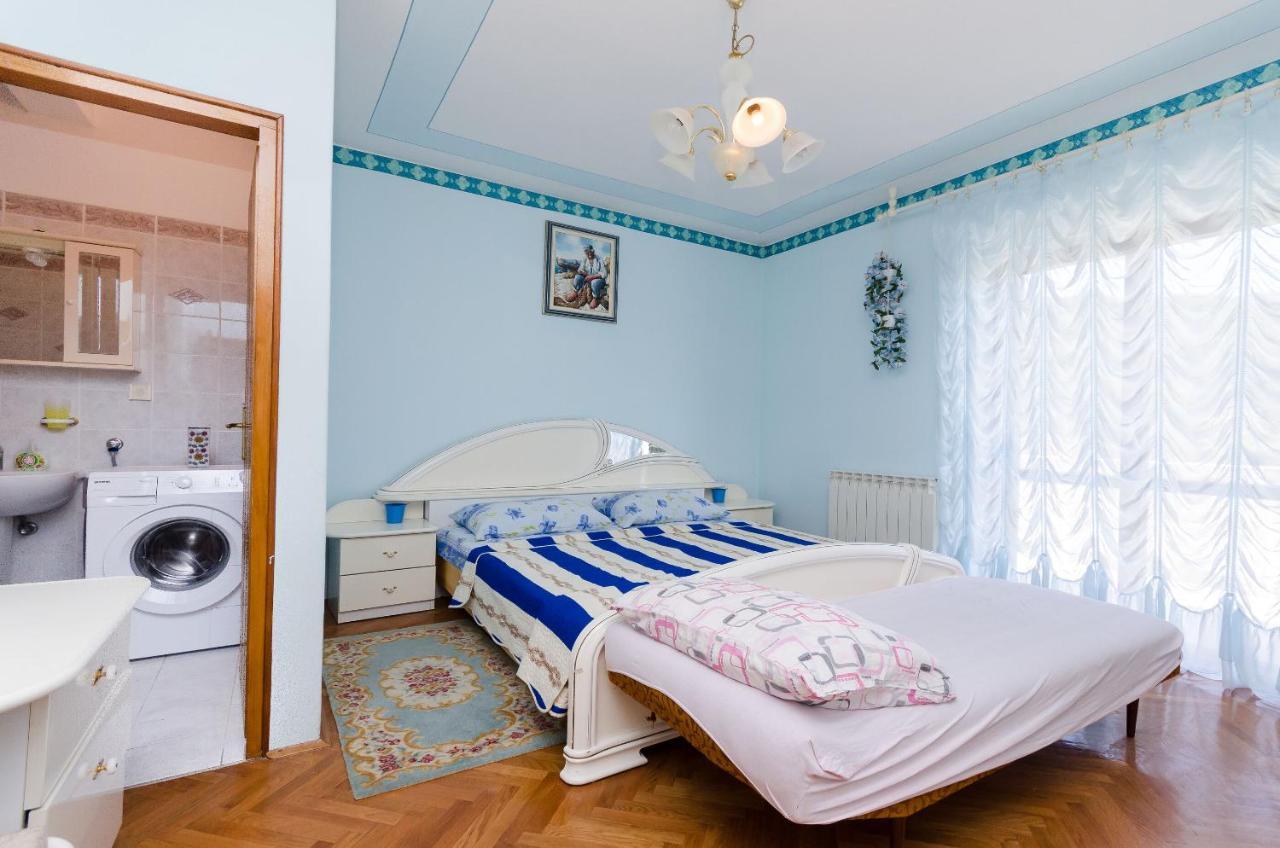 Apartments Vesna Kampor 外观 照片