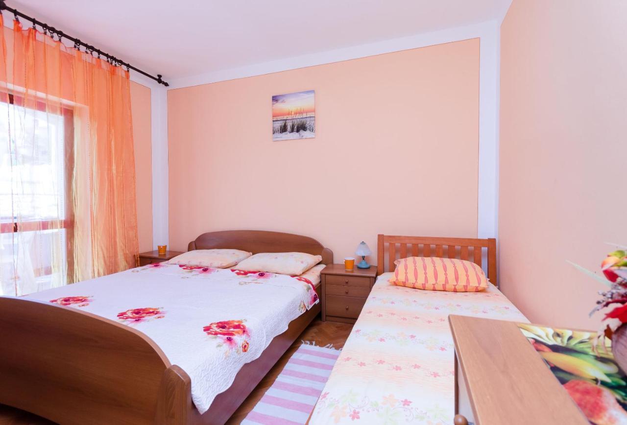 Apartments Vesna Kampor 外观 照片