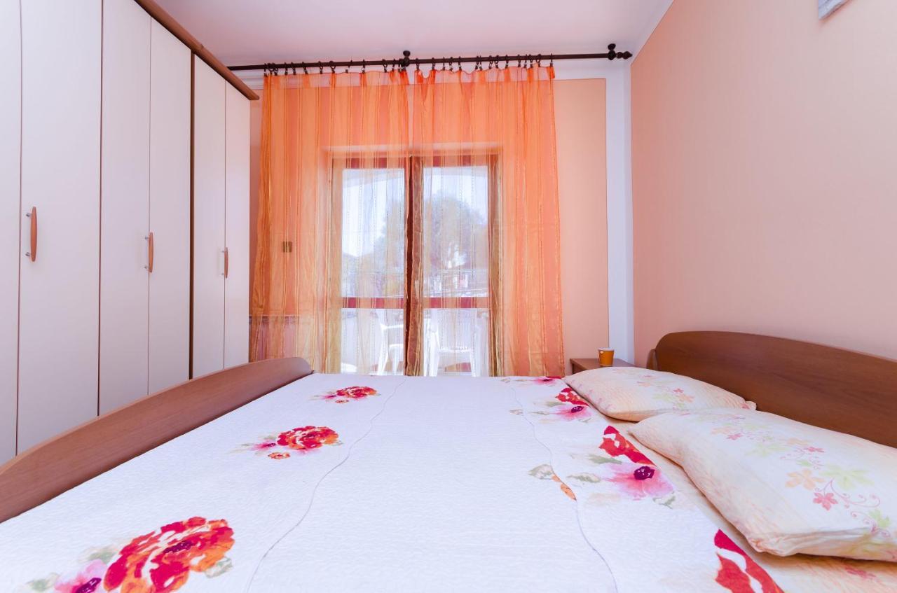 Apartments Vesna Kampor 外观 照片