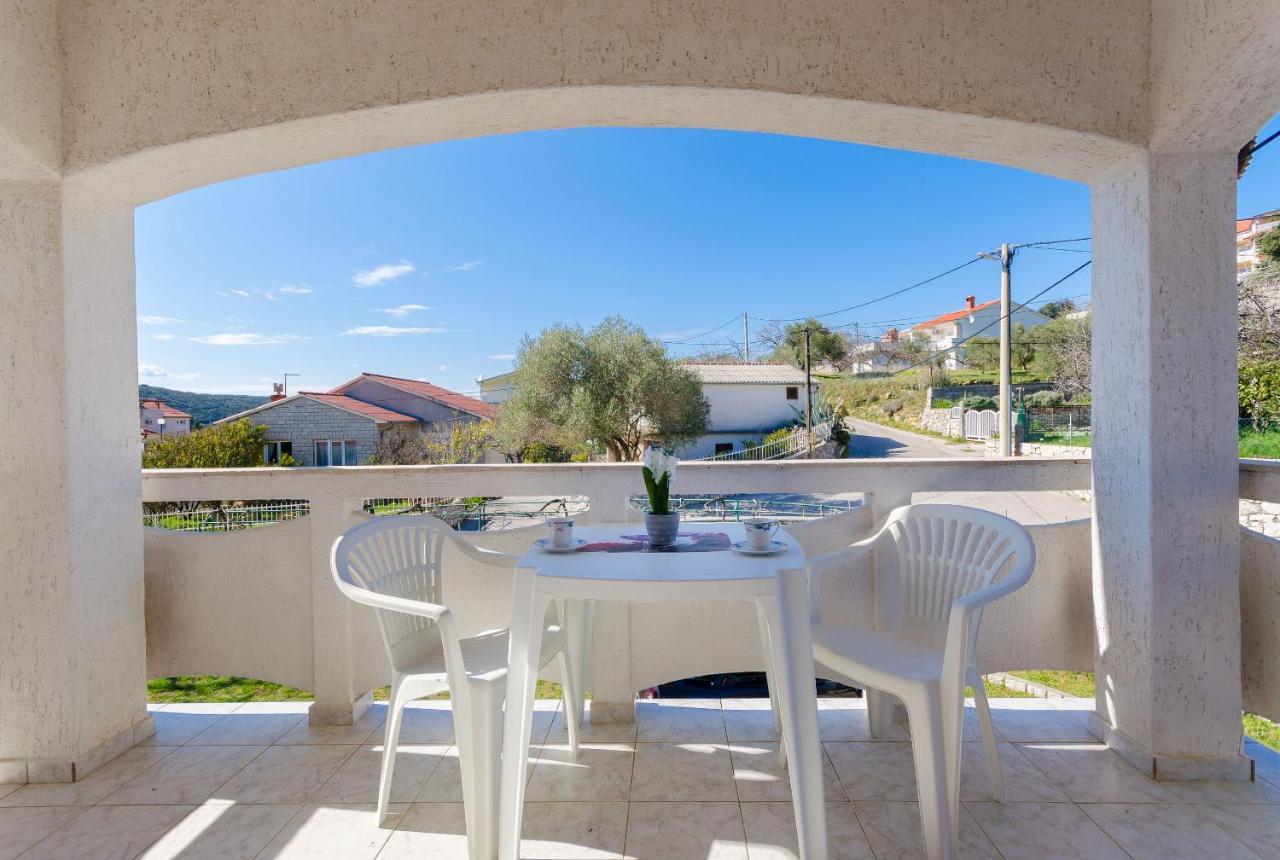 Apartments Vesna Kampor 外观 照片